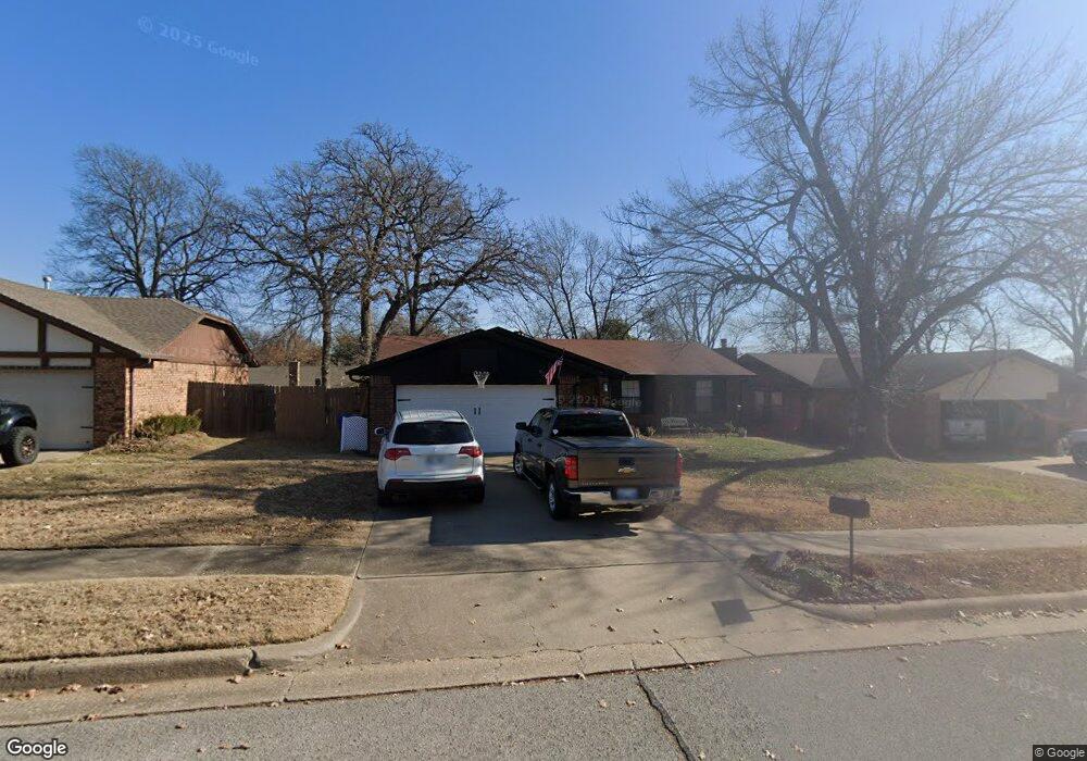 8209 S Date Ave, Broken Arrow, OK 74011 - photo 1