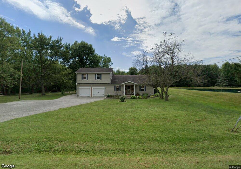 2080 Rainbow Dr, Lima, OH 45801 - photo 1