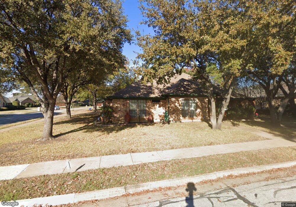417 Elisha Dr, Bedford, TX 76021 - photo 1