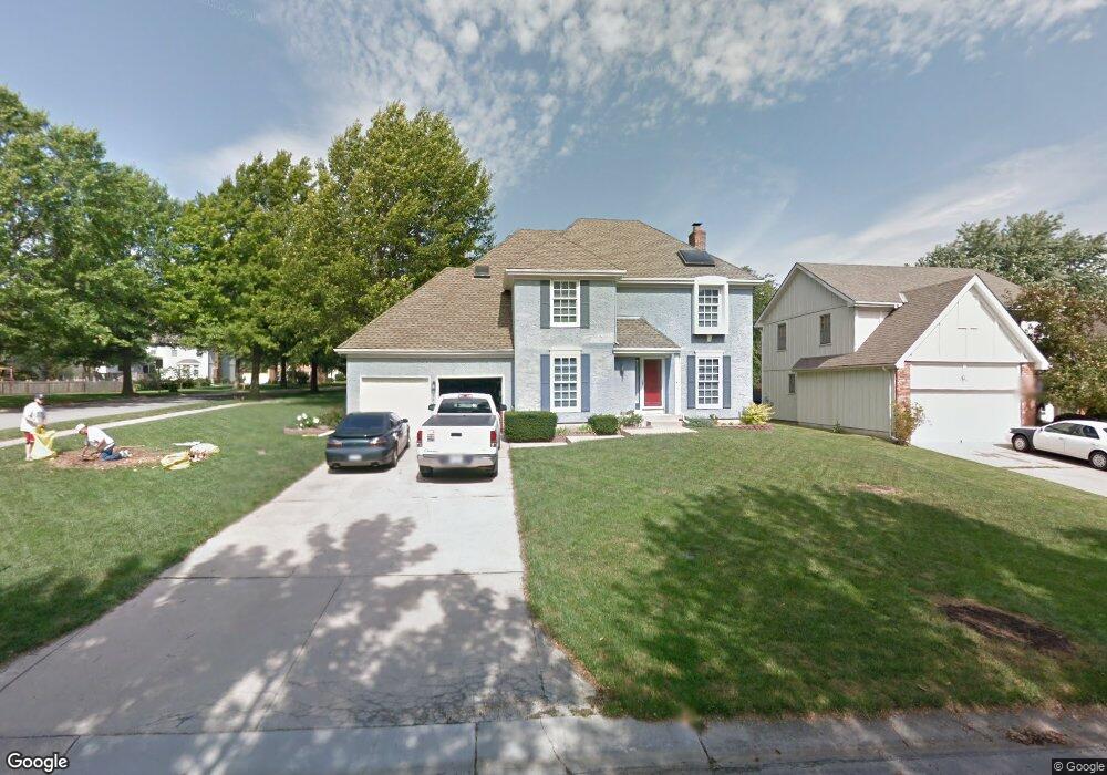 15518 W 92nd Place, Lenexa, KS 66219 - photo 1