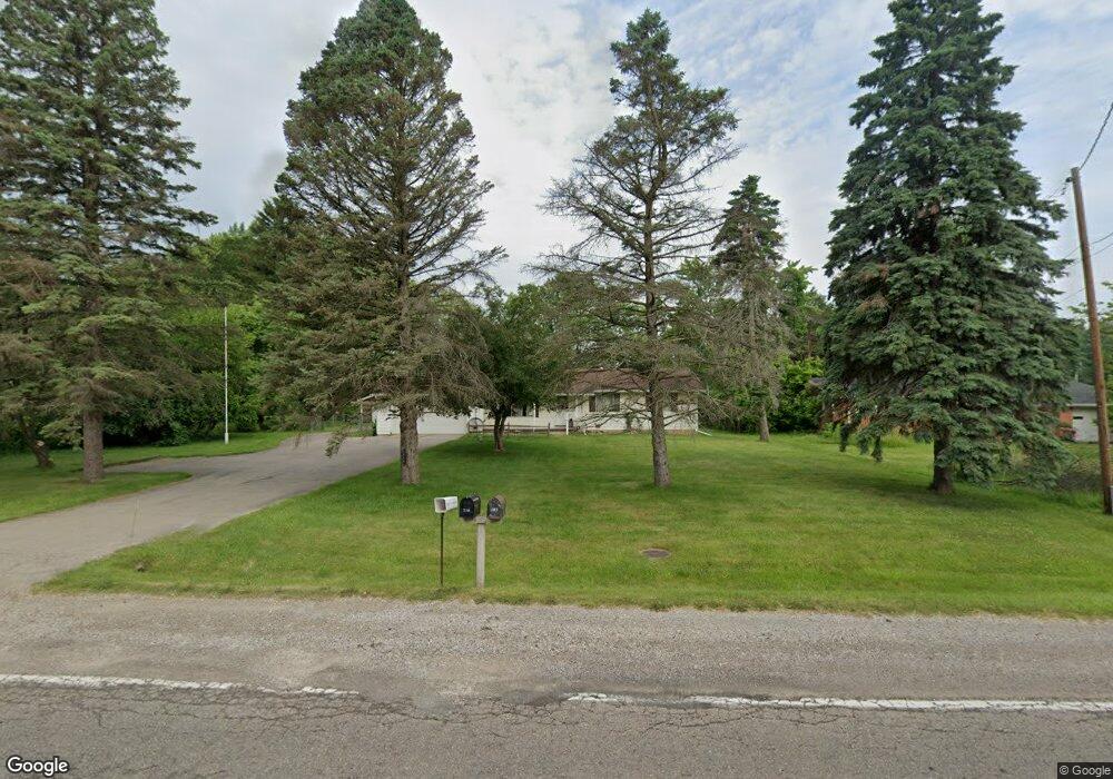 1058 S Graham Rd, Flint, MI 48532 - photo 1