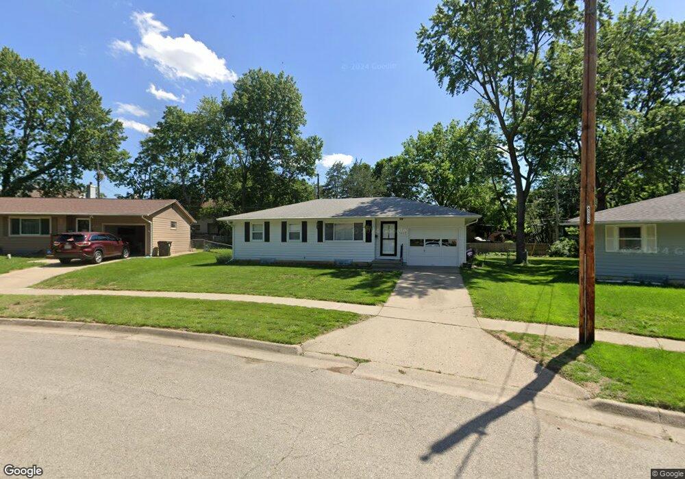 2437 SW 29th Terrace, Topeka, KS 66611 - photo 1