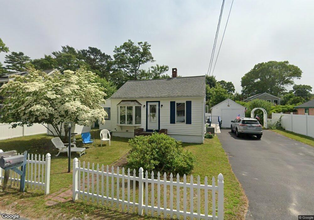 38 Martin St, Buzzards Bay, MA 02532 - photo 1