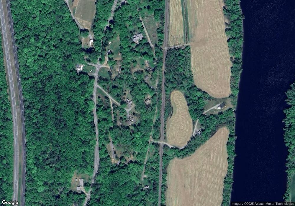 240 Sauve Rd, Putney, VT 05346 - photo 1