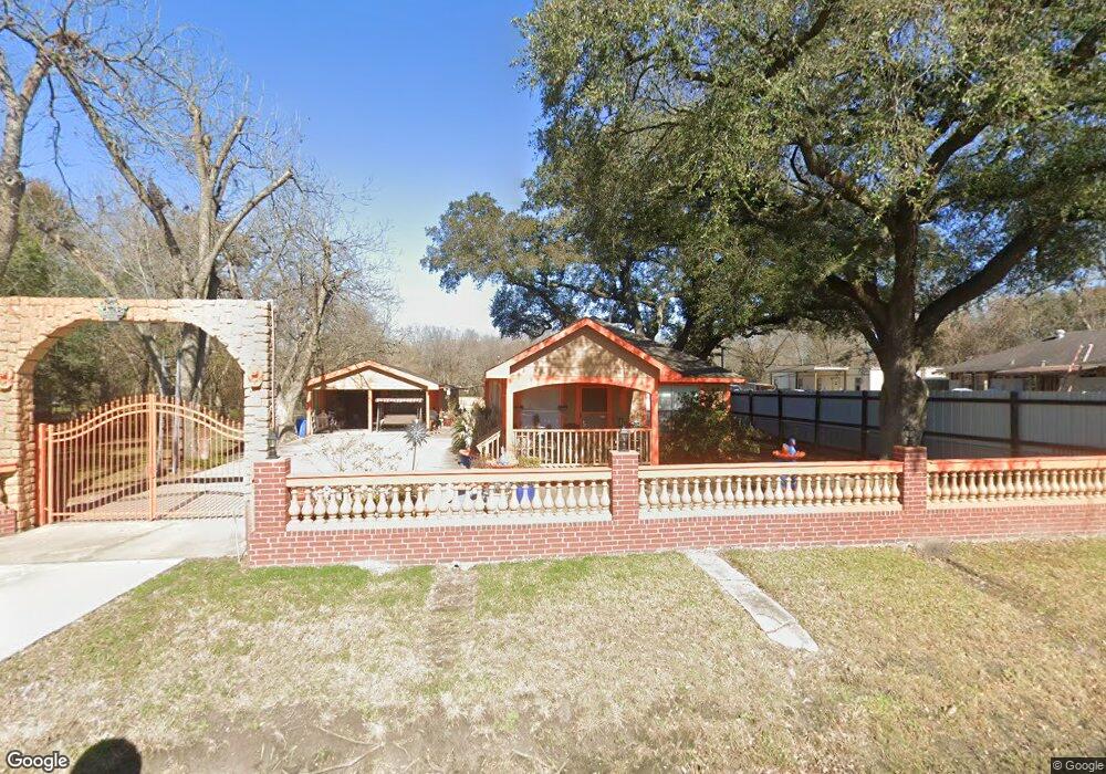 2001 Charles Rd, Houston, TX 77093 - photo 1