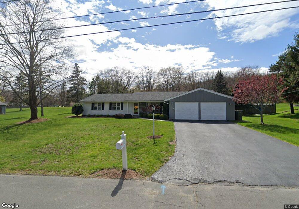 42 Juniper Ln, Framingham, MA 01701 - photo 1