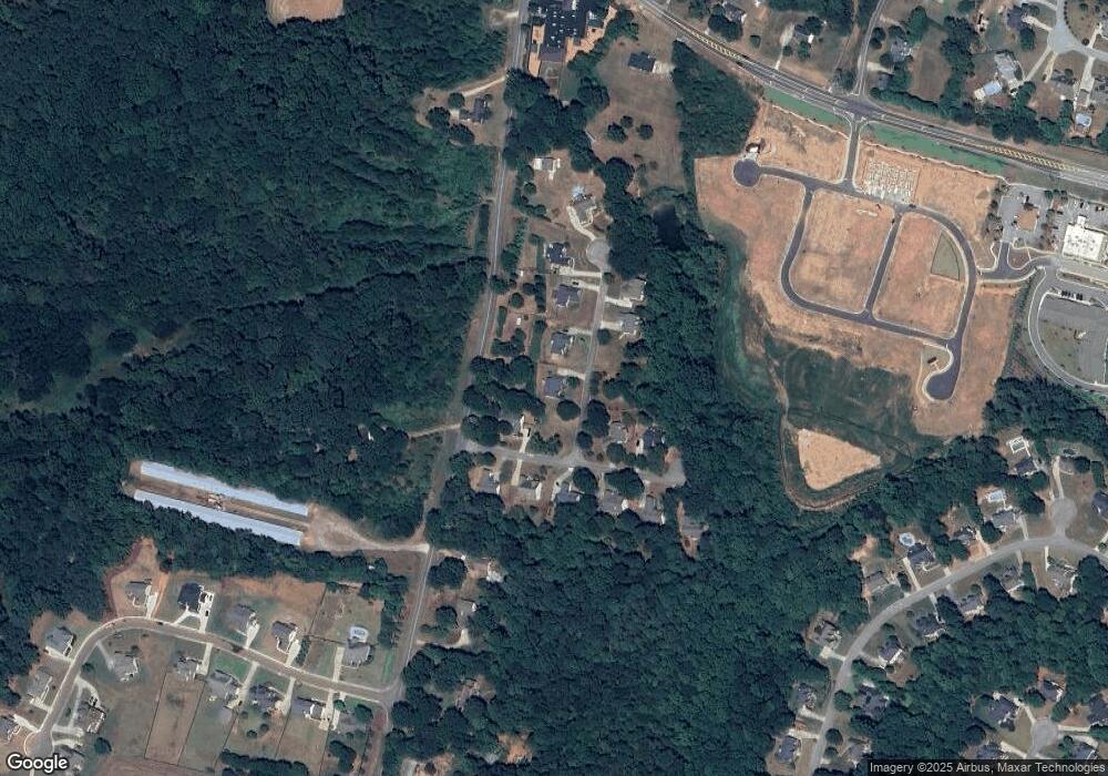 43 Creek Side Dr, Hoschton, GA 30548 - photo 1