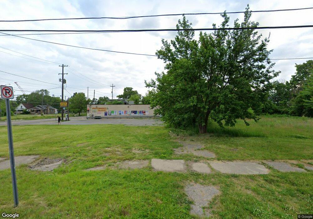 1405 Bennett Ave, Flint, MI 48506 - photo 1