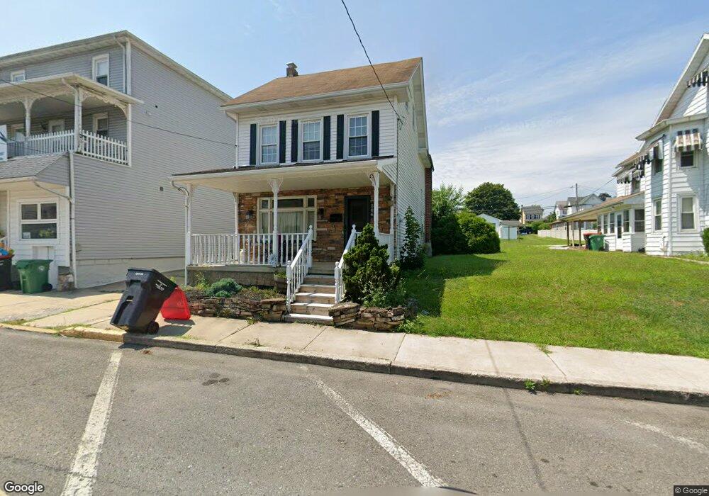 306 N 3rd St unit 306 1/2, Lehighton, PA 18235 - photo 1