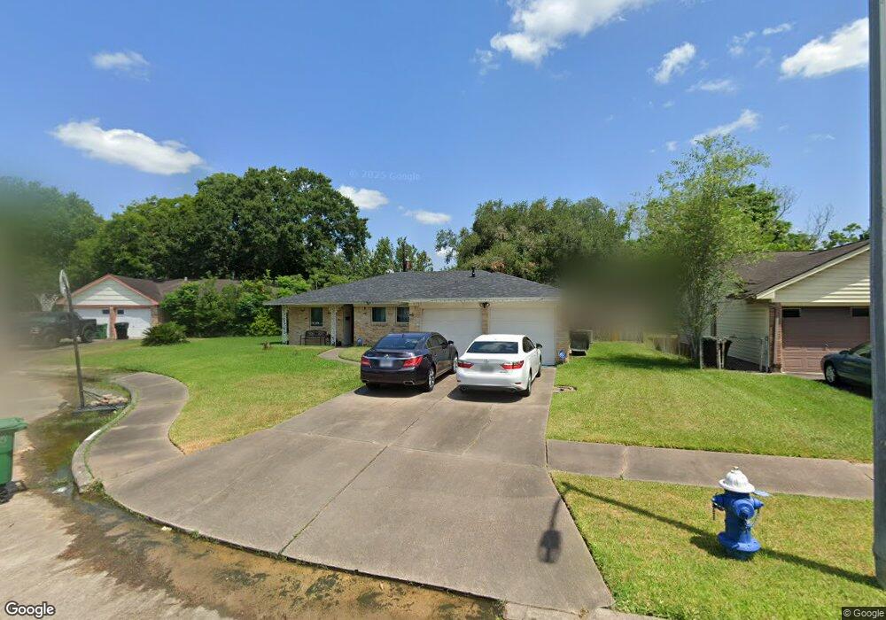 9711 Southport Dr, Houston, TX 77089 - photo 1