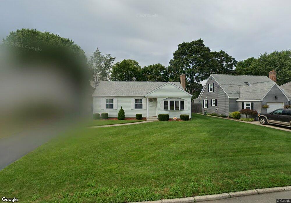 22 Pinecrest Dr, Pawtucket, RI 02861 - photo 1