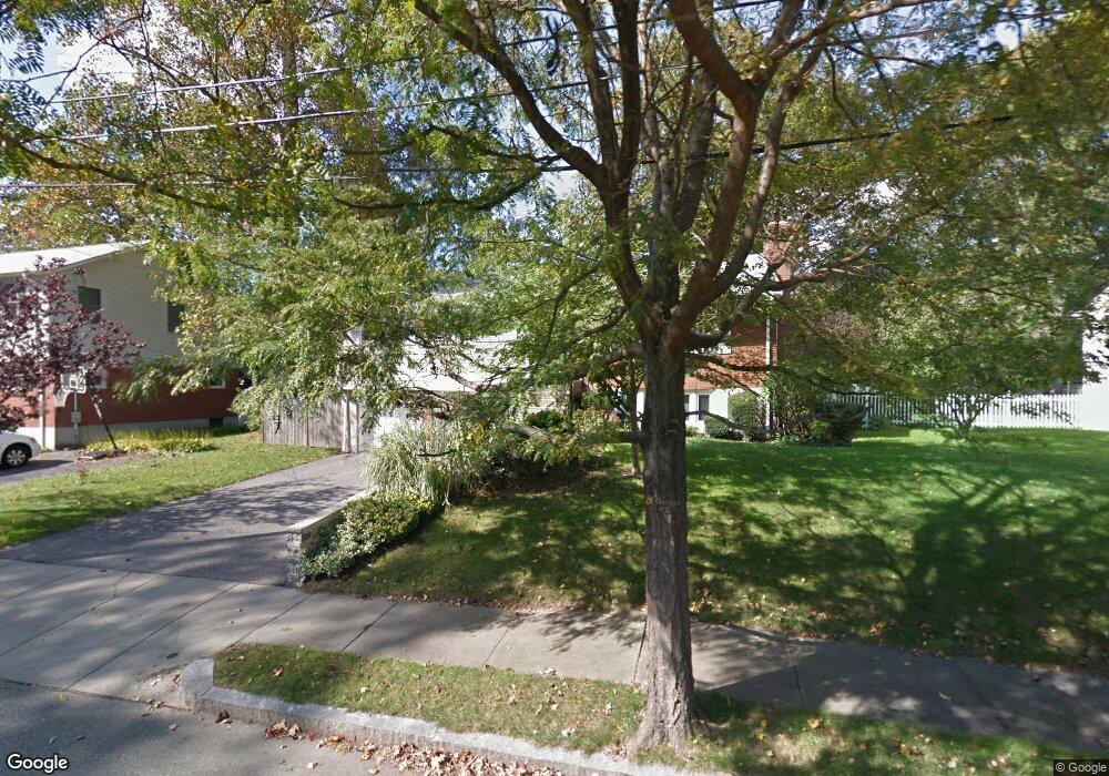 19 Sherrin Rd, Newton Lower Falls, MA 02462 - photo 1