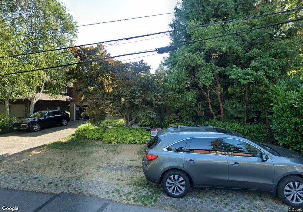 4834 90th Ave SE, Mercer Island, WA 98040 - photo 1