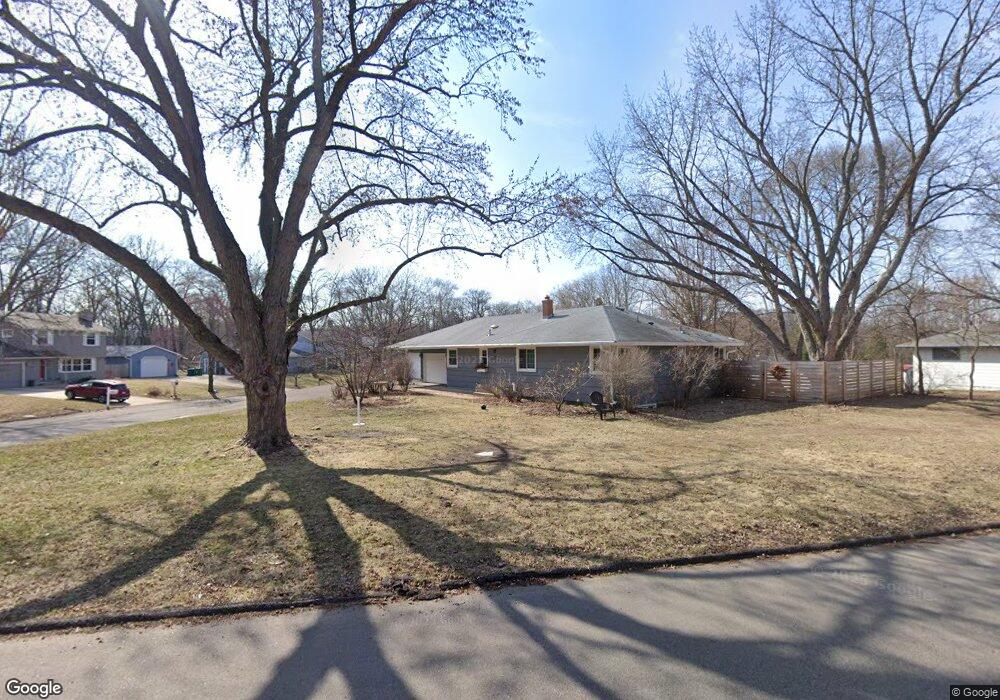 5300 Birch Rd, Minnetonka, MN 55345 - photo 1