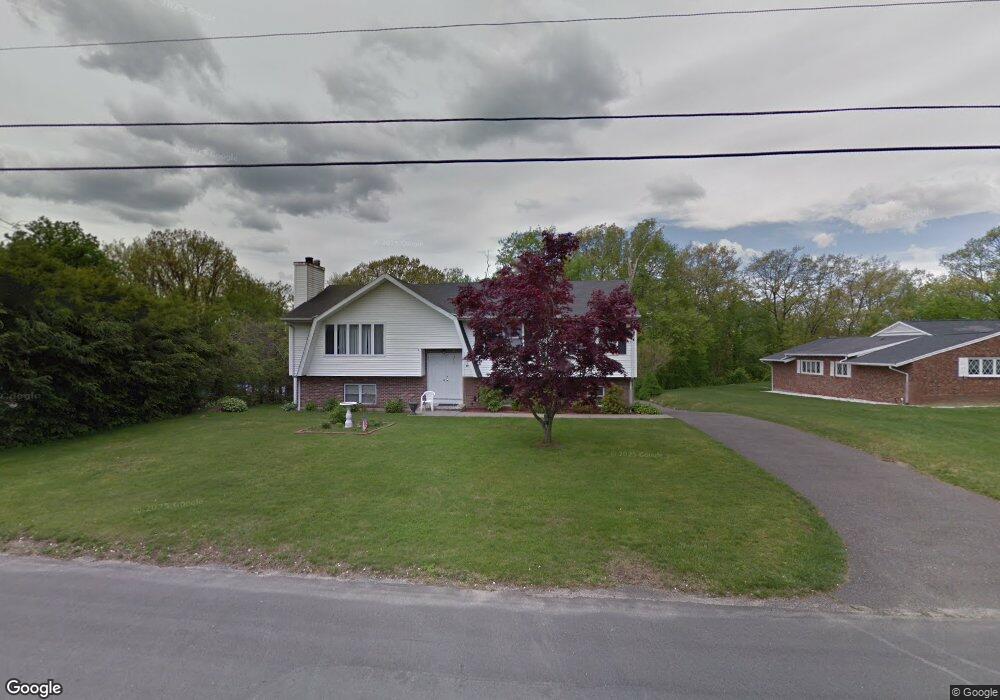 39 Saddle Rock Rd, Waterbury, CT 06706 - photo 1