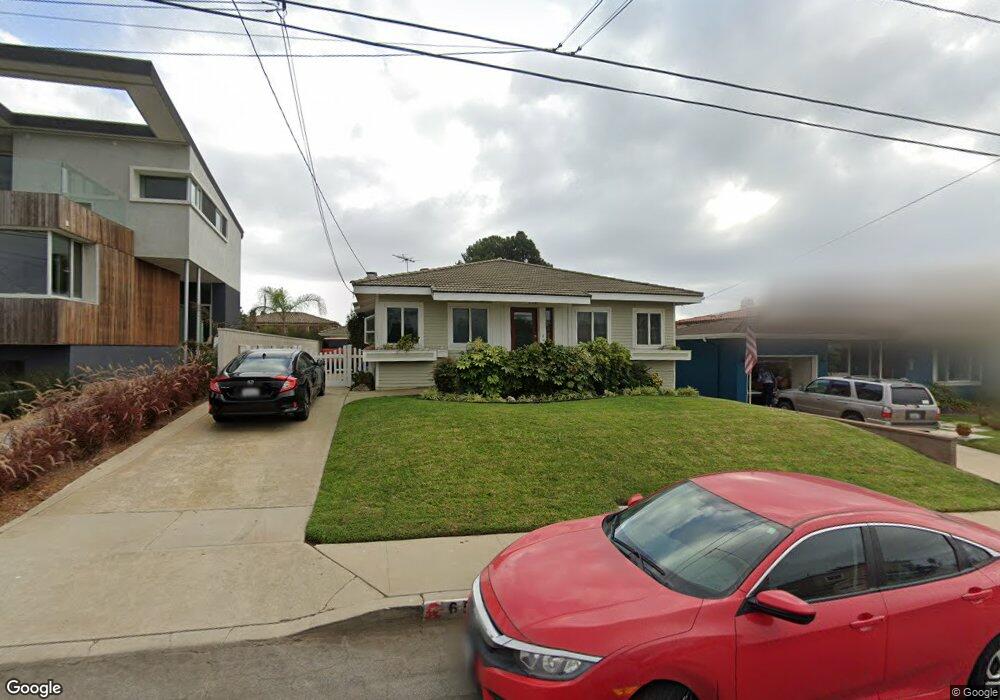 654 W Maple Ave, El Segundo, CA 90245 - photo 1