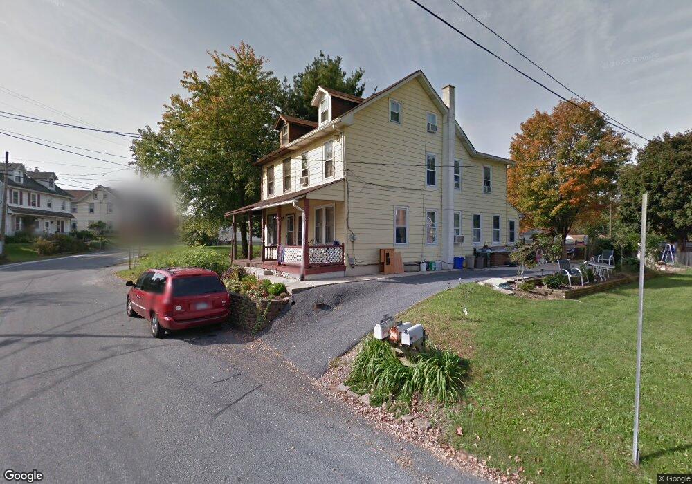 671 Sheerlund Rd, Reading, PA 19607 - photo 1