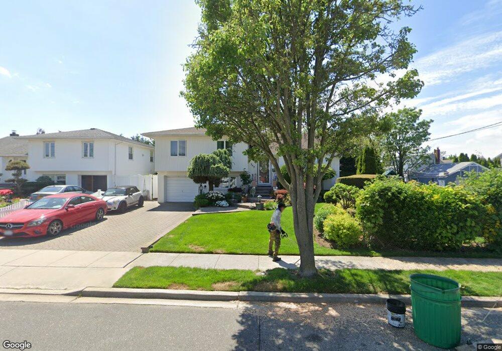 247 Seidman Place, Franklin Square, NY 11010 - photo 1