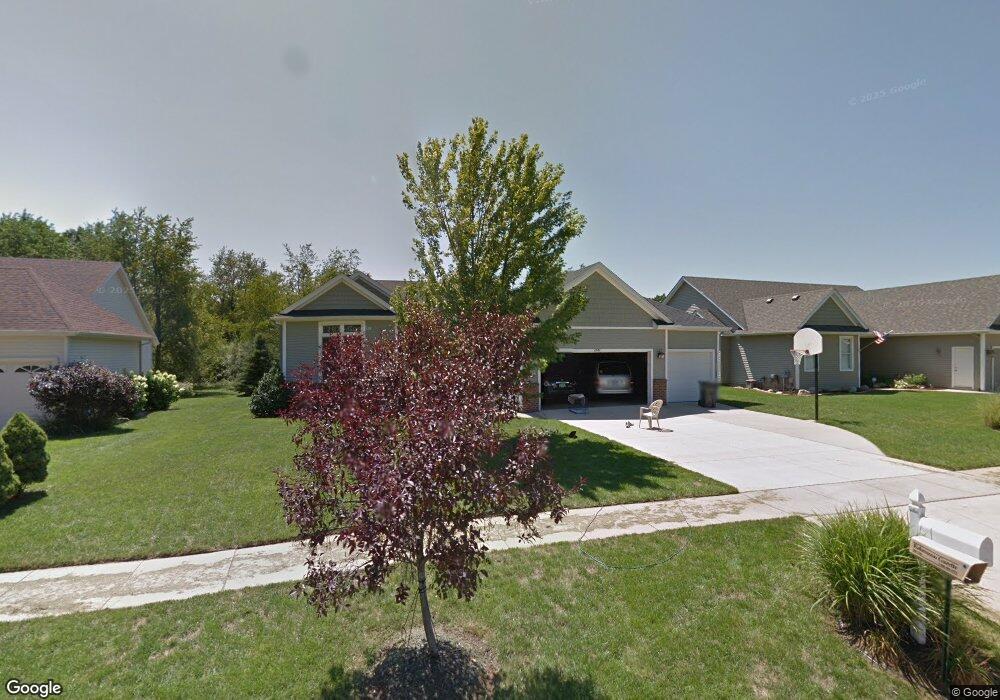 2551 Avalon Woods Dr, Portage, MI 49024 - photo 1