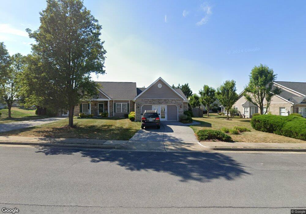 206 Lynn Dr, Stephens City, VA 22655 - photo 1