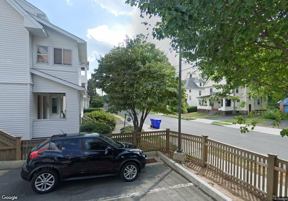 224 Whiting Ln unit 1st floor, West Hartford, CT 06119 - photo 1