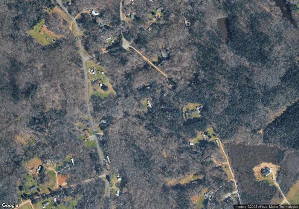 1130 Colonial Rd, Clover, SC 29710 - photo 1