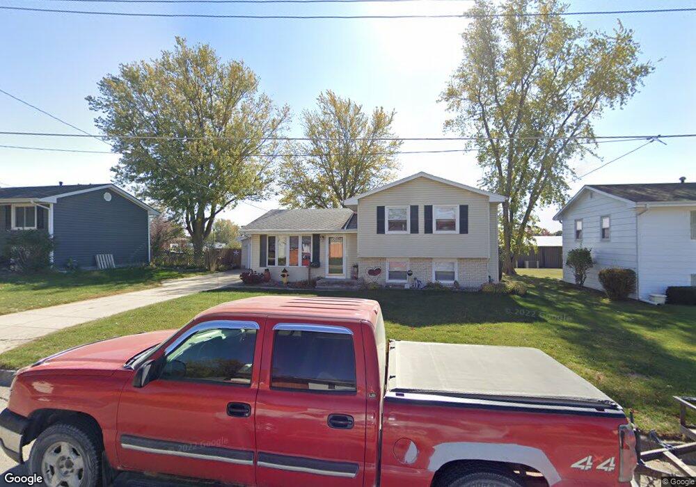 2409 N 2nd Ave E, Newton, IA 50208 - photo 1