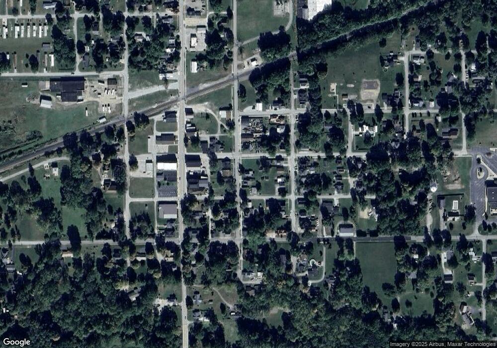 37 S Market St, Andrews, IN 46702 - photo 1