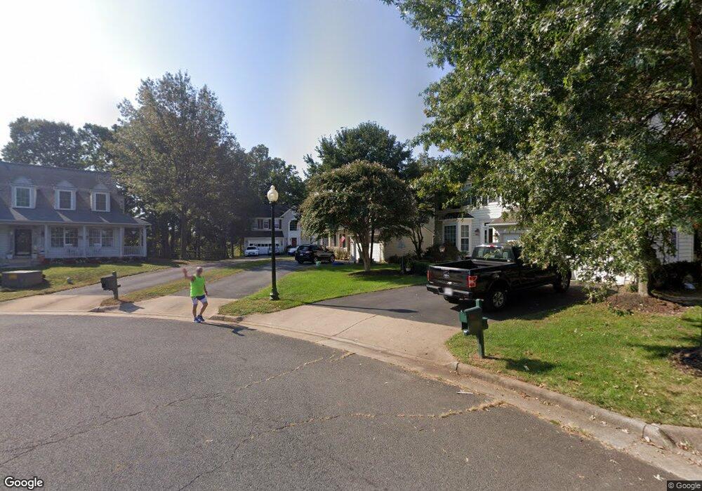 7736 Vinewood Ct, Gainesville, VA 20155 - photo 1