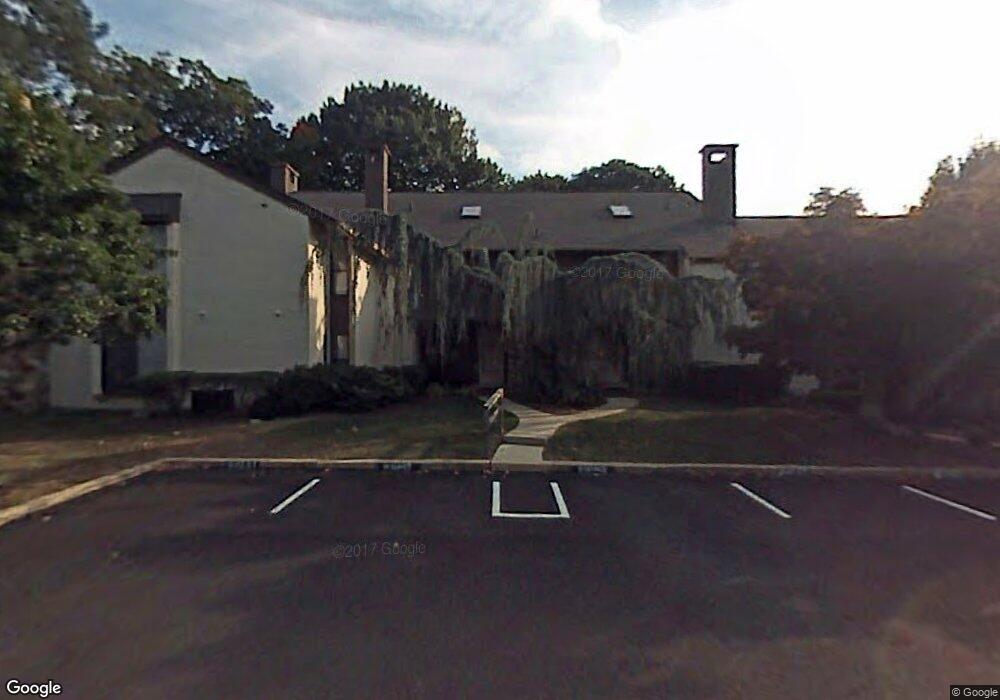 76 Oak Knoll Dr, Berwyn, PA 19312 - photo 1