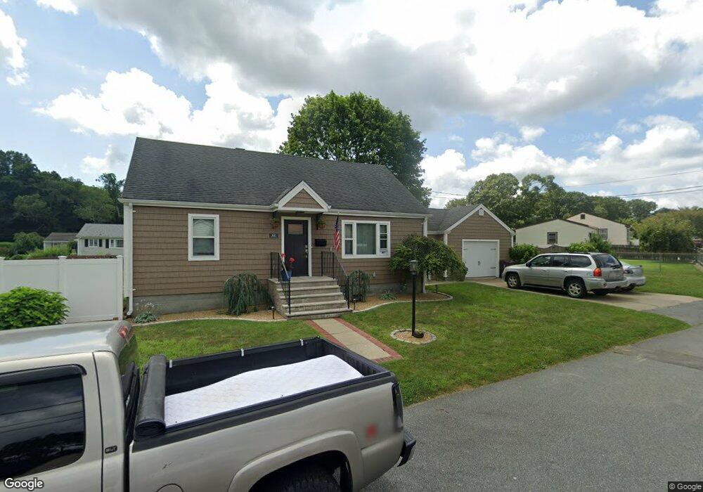 62 Wamsutta Ave, Acushnet, MA 02743 - photo 1