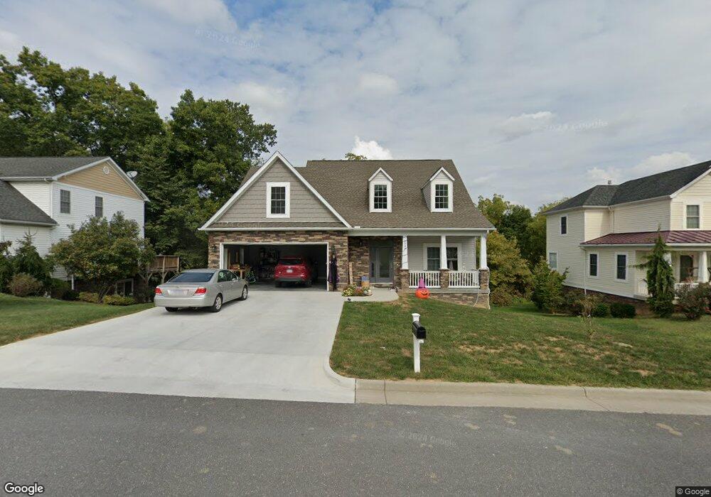 2044 Willow Hill Dr, Harrisonburg, VA 22801 - photo 1