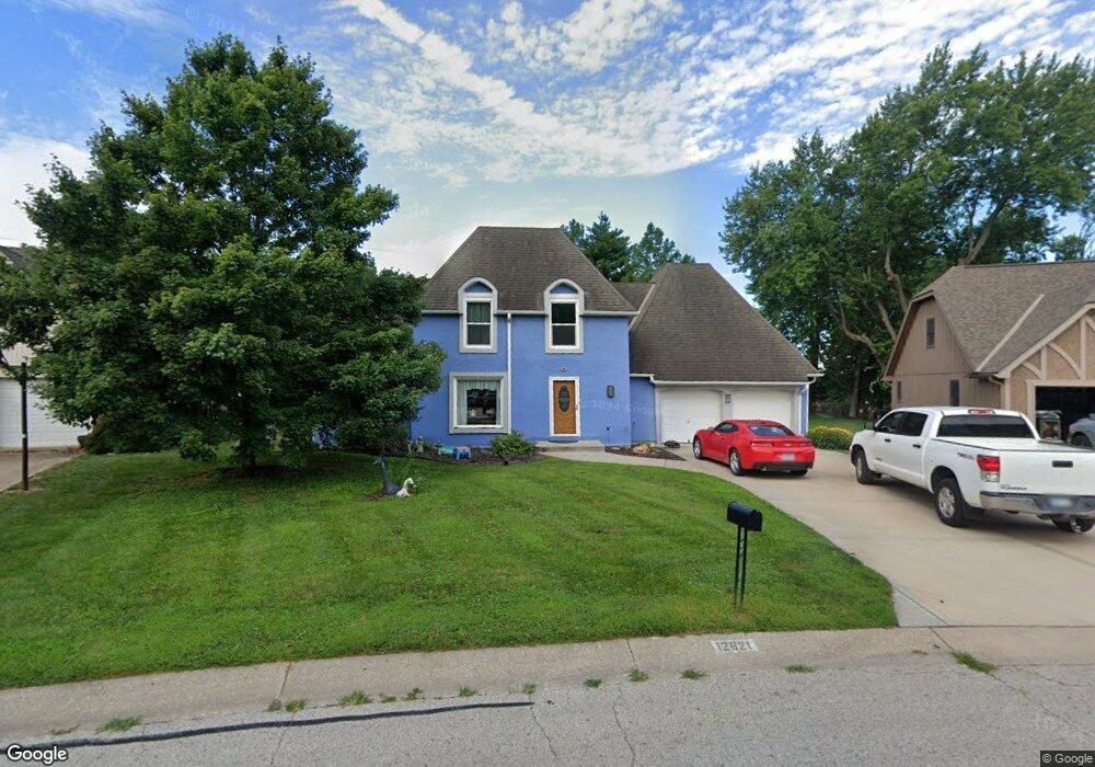 12821 W 70th St, Shawnee, KS 66216 - photo 1