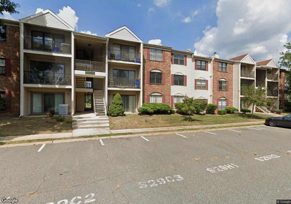 380 Lancaster Ct, Piscataway, NJ 08854 - photo 1