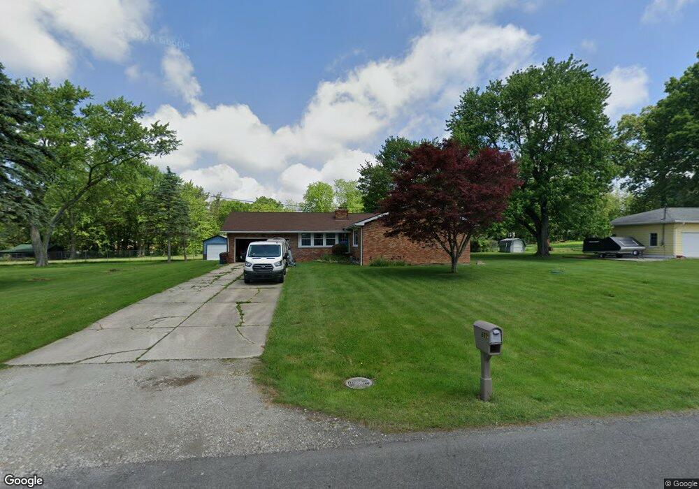 889 Pearlman Rd, Akron, OH 44319 - photo 1