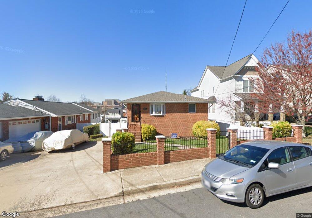 1916 N Cameron St, Arlington, VA 22207 - photo 1