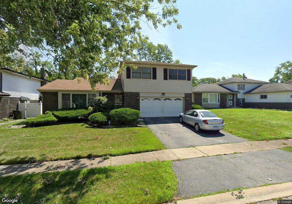 17711 Pebblewood Ln, Hazel Crest, IL 60429 - photo 1