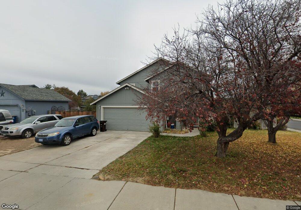 2943 SW Lava Ave, Redmond, OR 97756 - photo 1