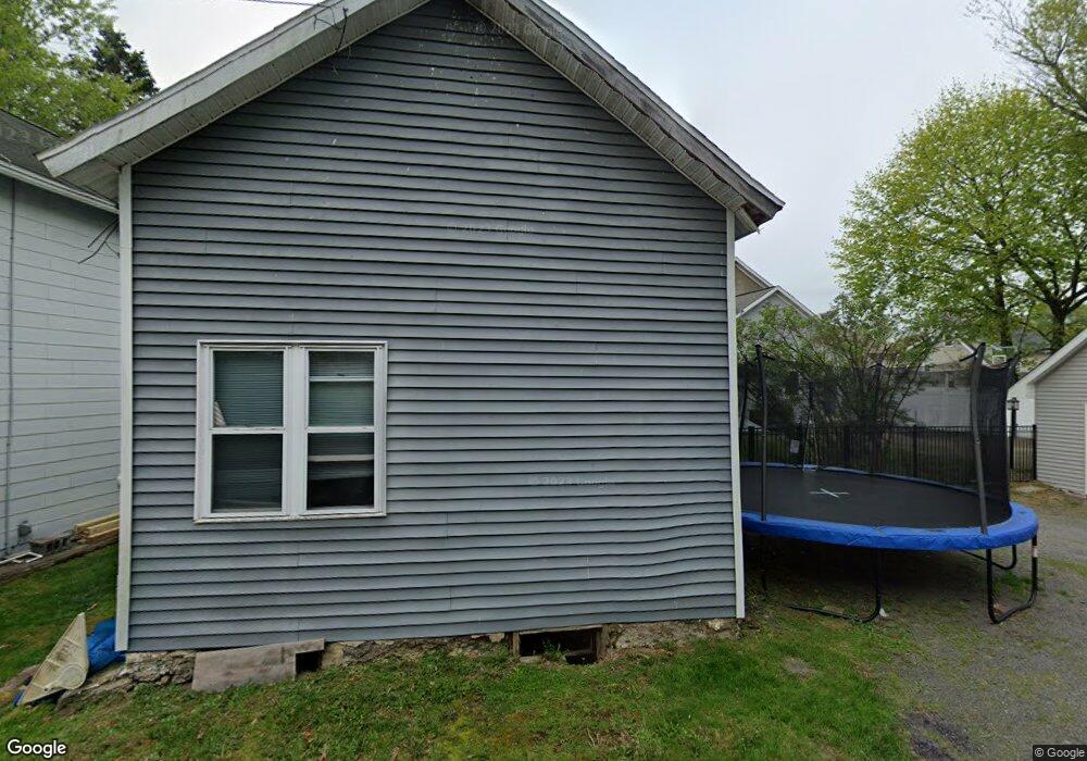 86 Smith St, Peckville, PA 18452 - photo 1