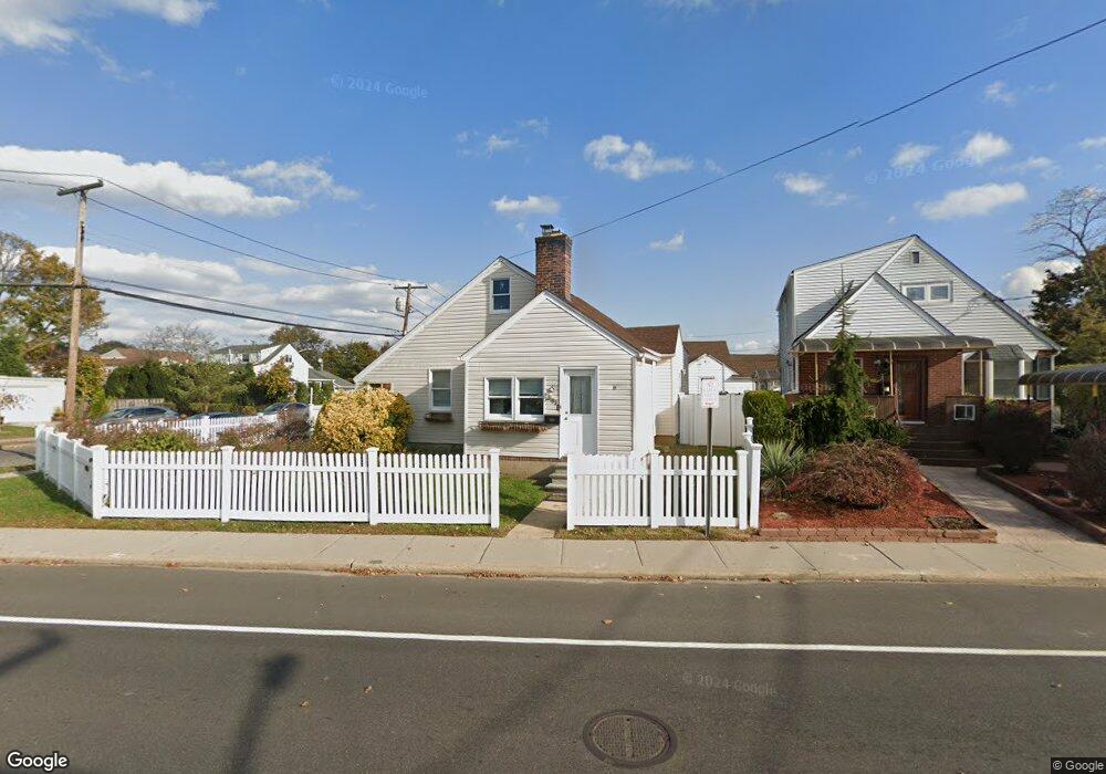 3183 Oceanside Rd, Oceanside, NY 11572 - photo 1