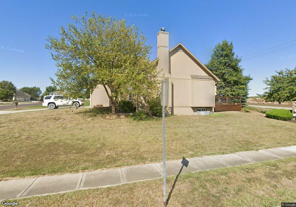 19160 W 207th Terrace, Spring Hill, KS 66083 - photo 1