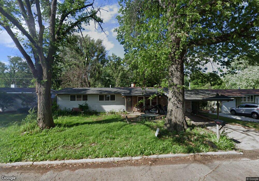 1516 SW Clontarf St, Topeka, KS 66611 - photo 1