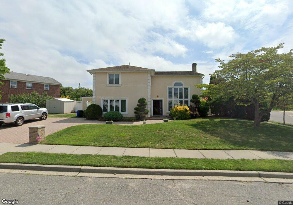 30 Sylvia Rd, Plainview, NY 11803 - photo 1