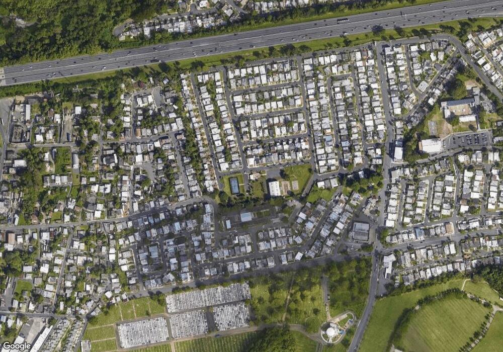 E-3 Urb Estancias de Rio Hondo I Calle Rio Casey, Bayamón, PR 00961 - photo 1