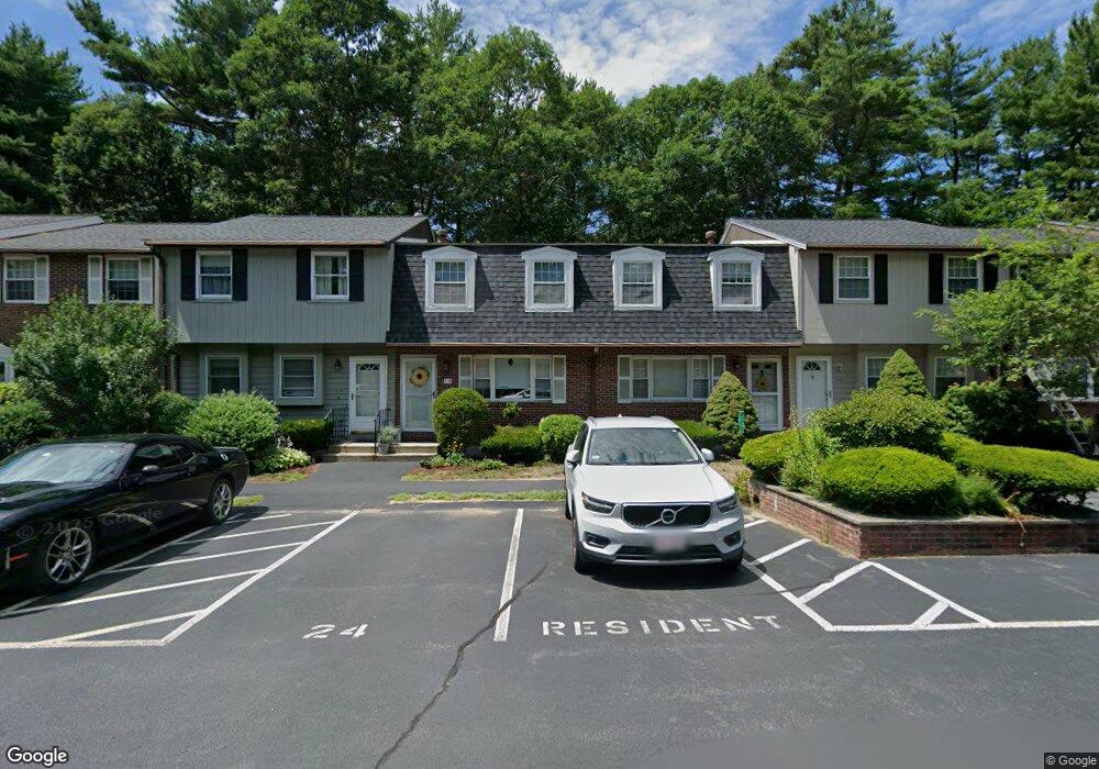 1 Treetop Ln unit 7. 1, Kingston, MA 02364 - photo 1