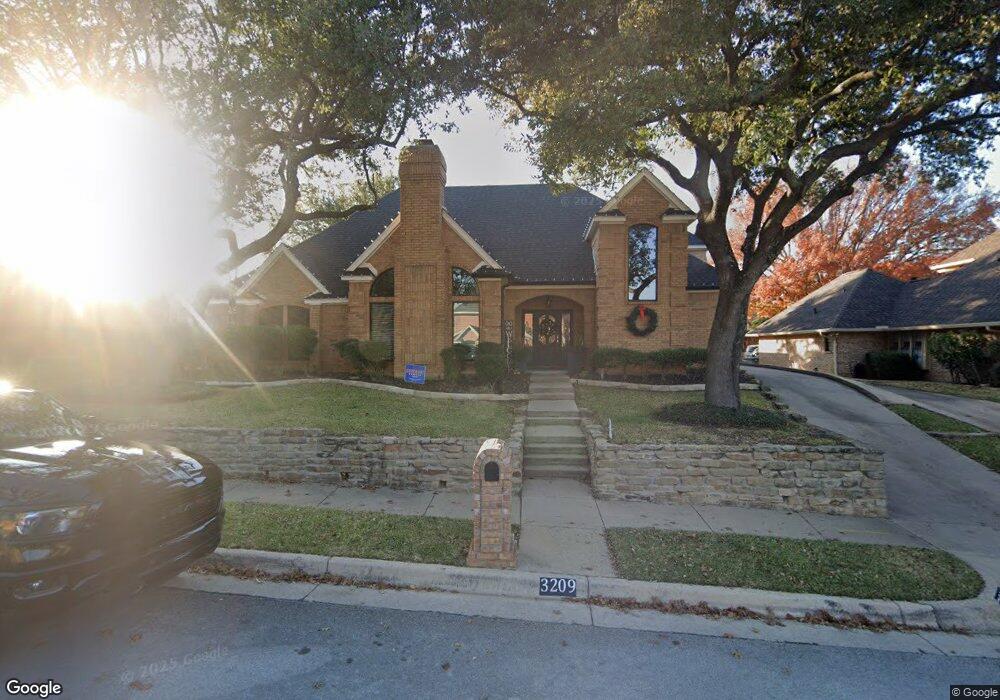3209 Creighton Ln, Bedford, TX 76021 - photo 1