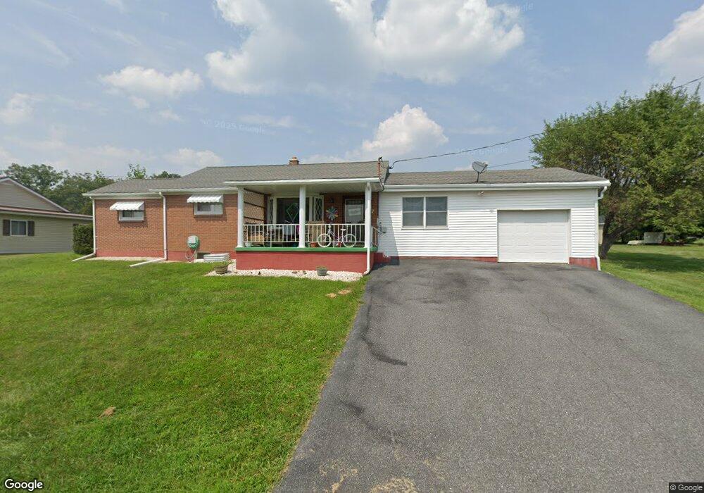 27 Juniper St, Berwick, PA 18603 - photo 1