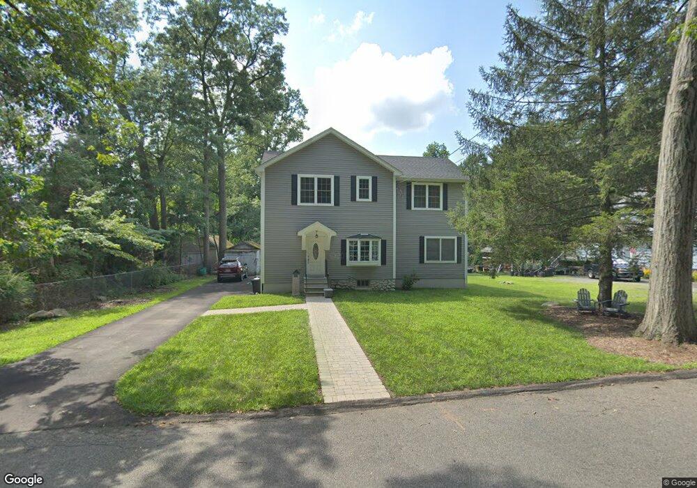 7 Oak St, Woodcliff Lake, NJ 07677 - photo 1