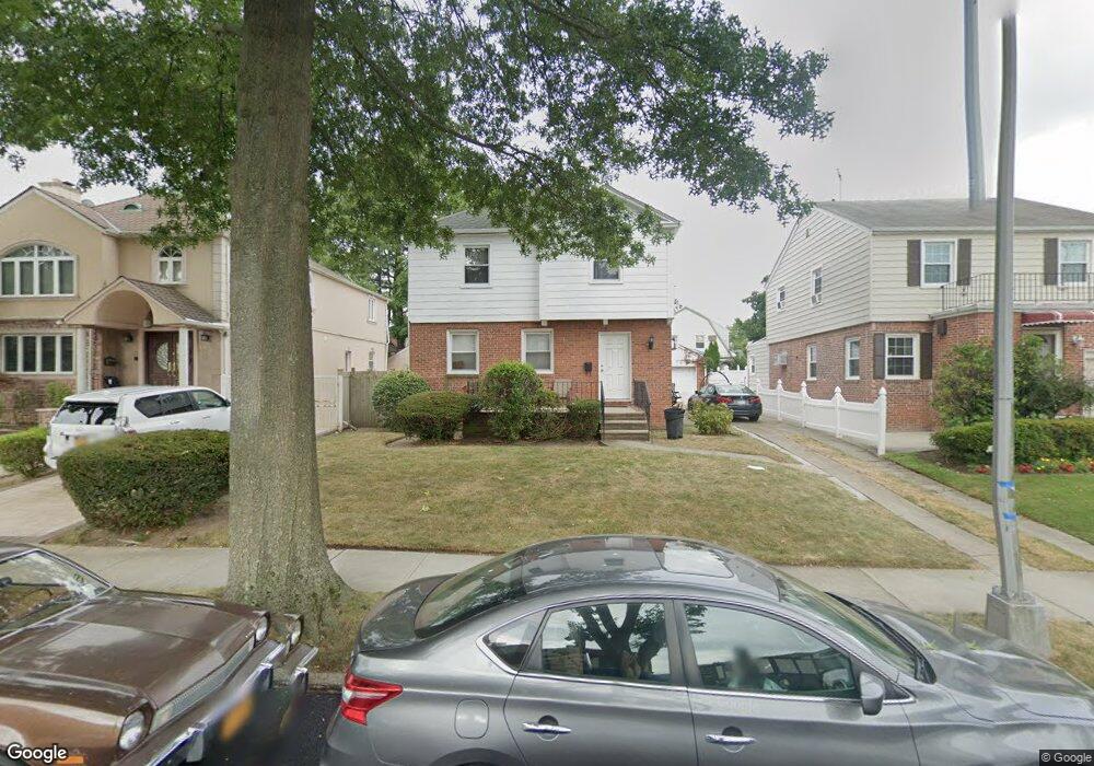 7364 196th St, Fresh Meadows, NY 11366 - photo 1