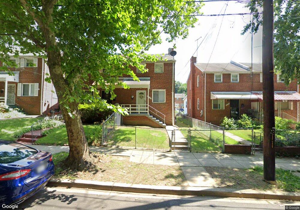 4333 C St SE, Washington, DC 20019 - photo 1